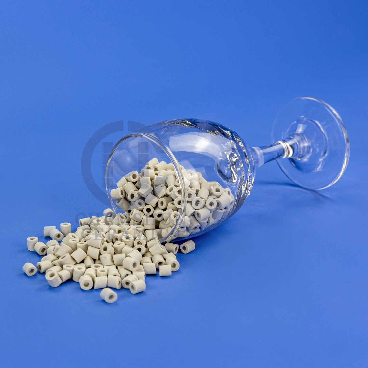 7x7x4mm alumina Ceramic Ring As Benzene Anhydride Catalyst Carrier